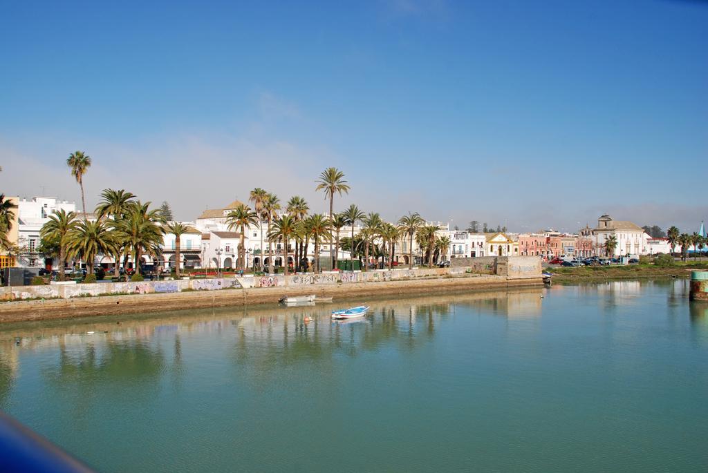 Apartamentos Ribera Del Puerto إل بويرتو دي سانتا ماريا المظهر الخارجي الصورة